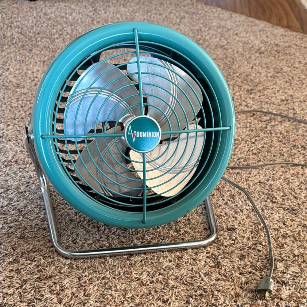 Dominion Teal Vintage Fan